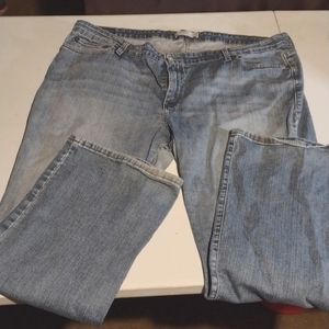 Levi's women's boot cut 590 jeans size 22M
